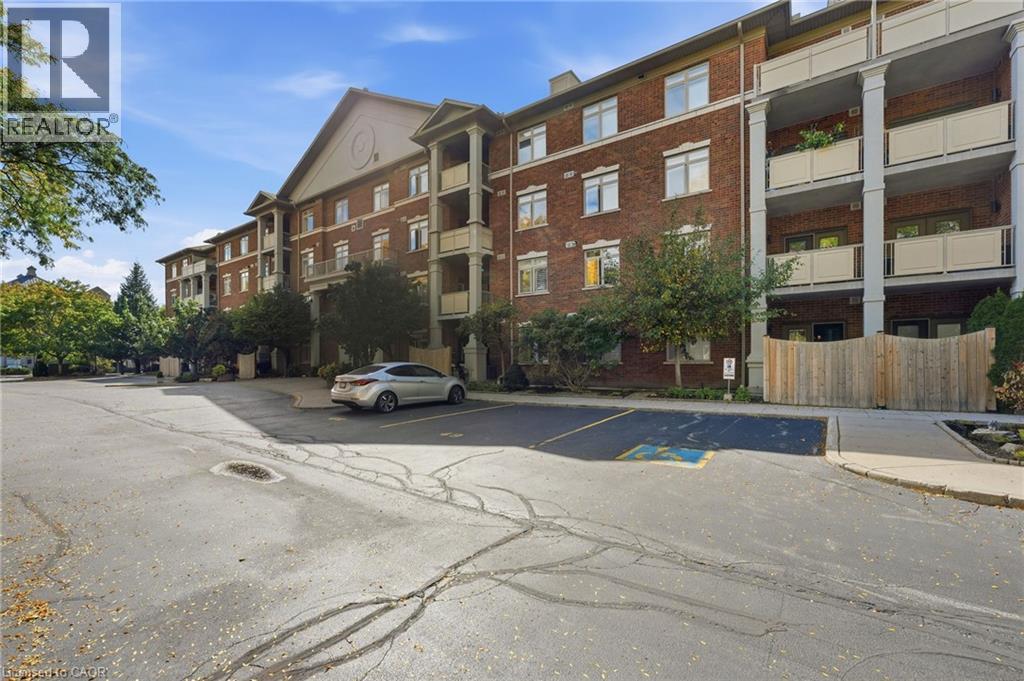 391 PLAINS Road E Unit# 211