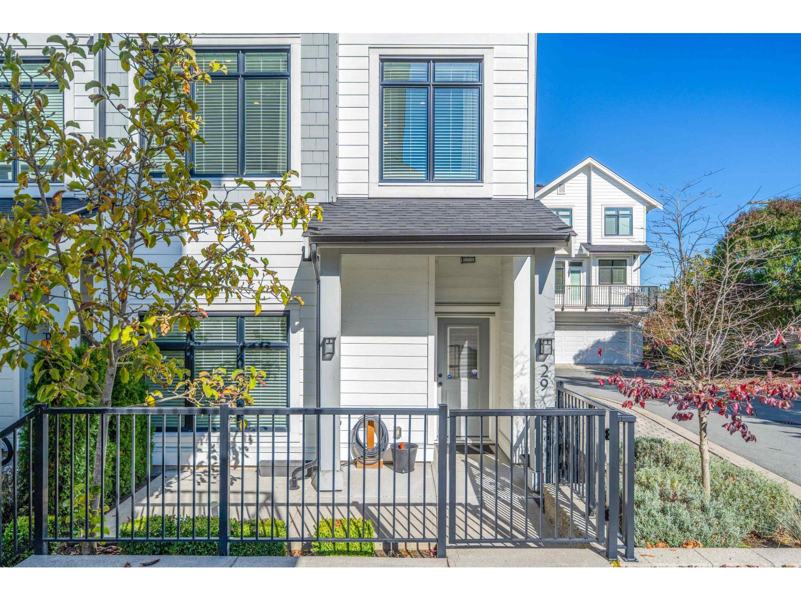 29 17557 100 AVENUE