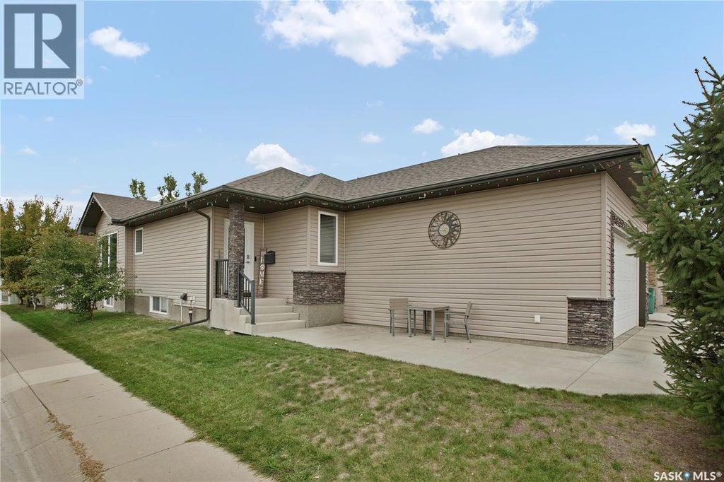 634 ALLWOOD MANOR, SASKATOON, SK S7R 0A5 - Image 392761722.jpeg?d=l