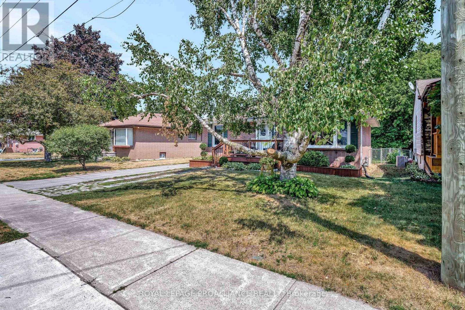 235 FARLEY AVENUE