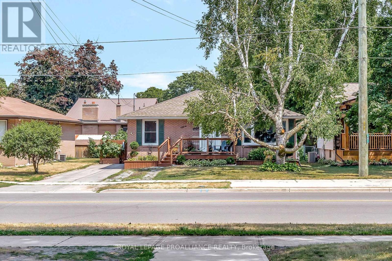 235 FARLEY AVENUE
