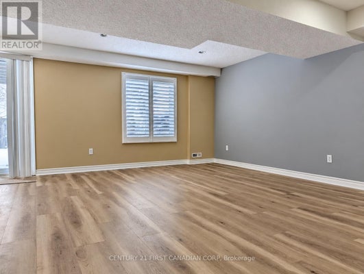 Lower - 924 Guildwood Blvd, London North (North M), ON 3