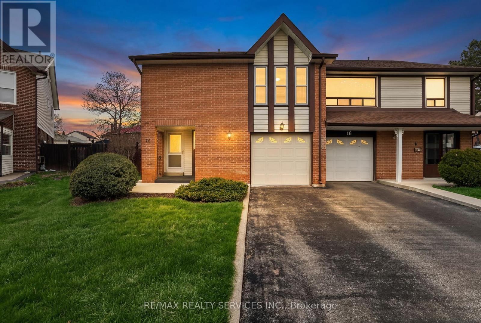 14 BRIGHTON PLACE