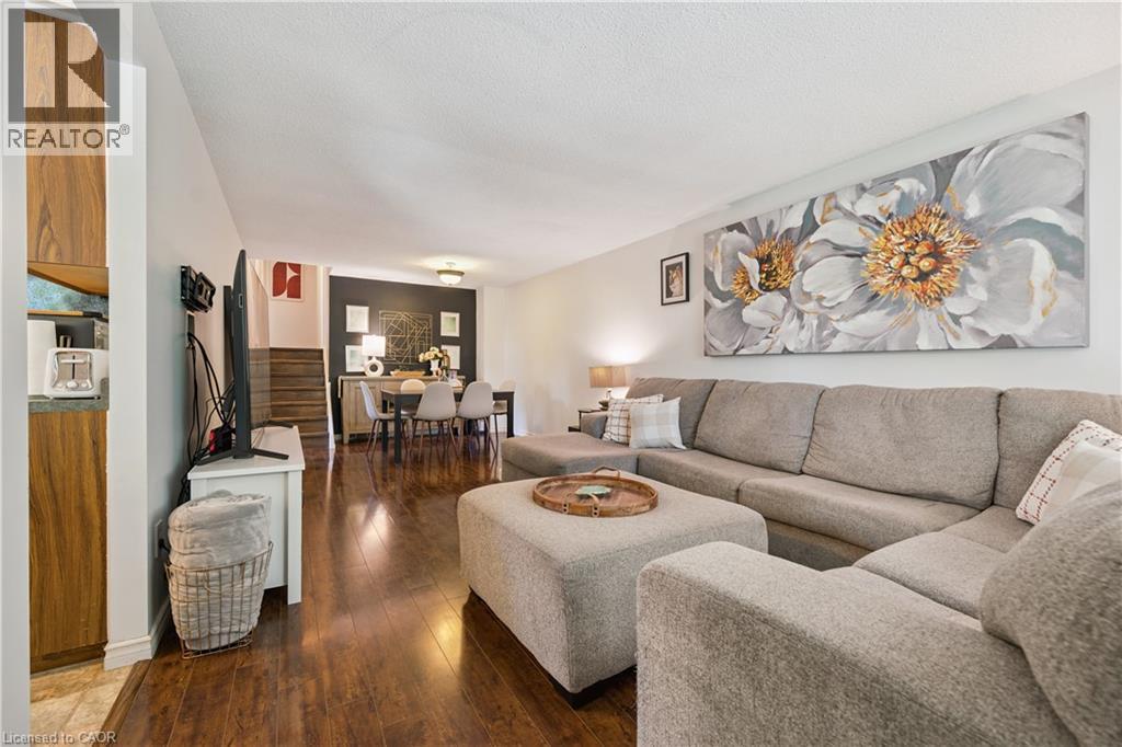 53 NORTHVIEW HEIGHTS Drive