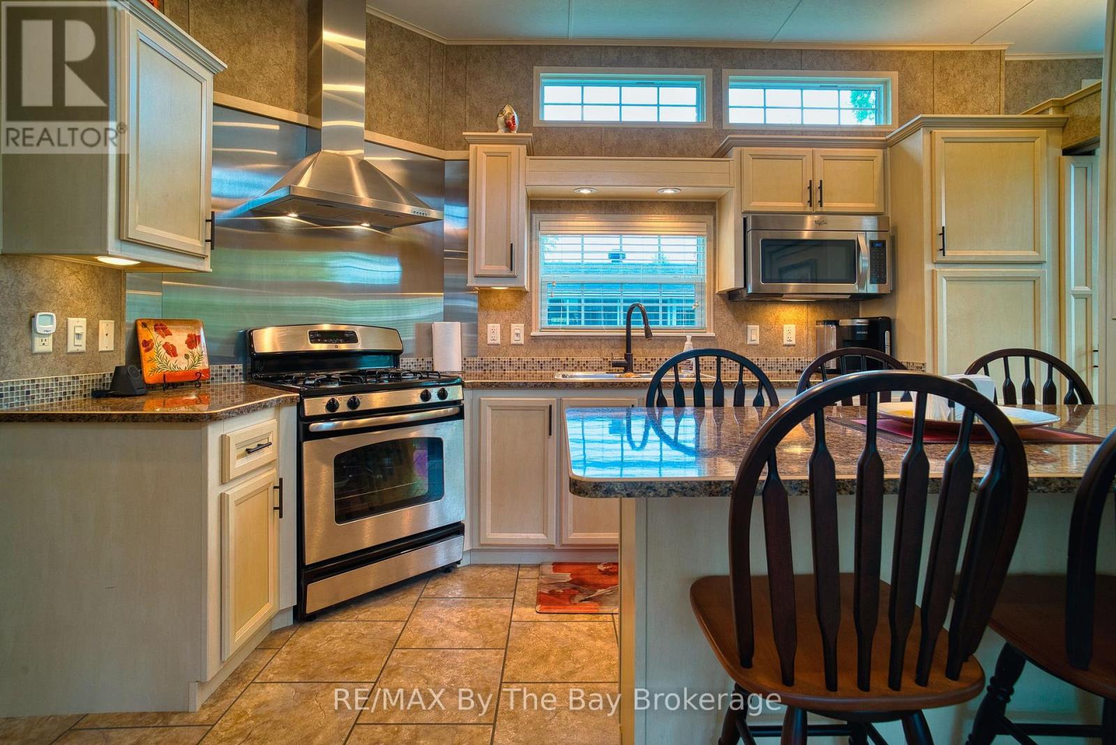 107 MADAWASKA TRAIL