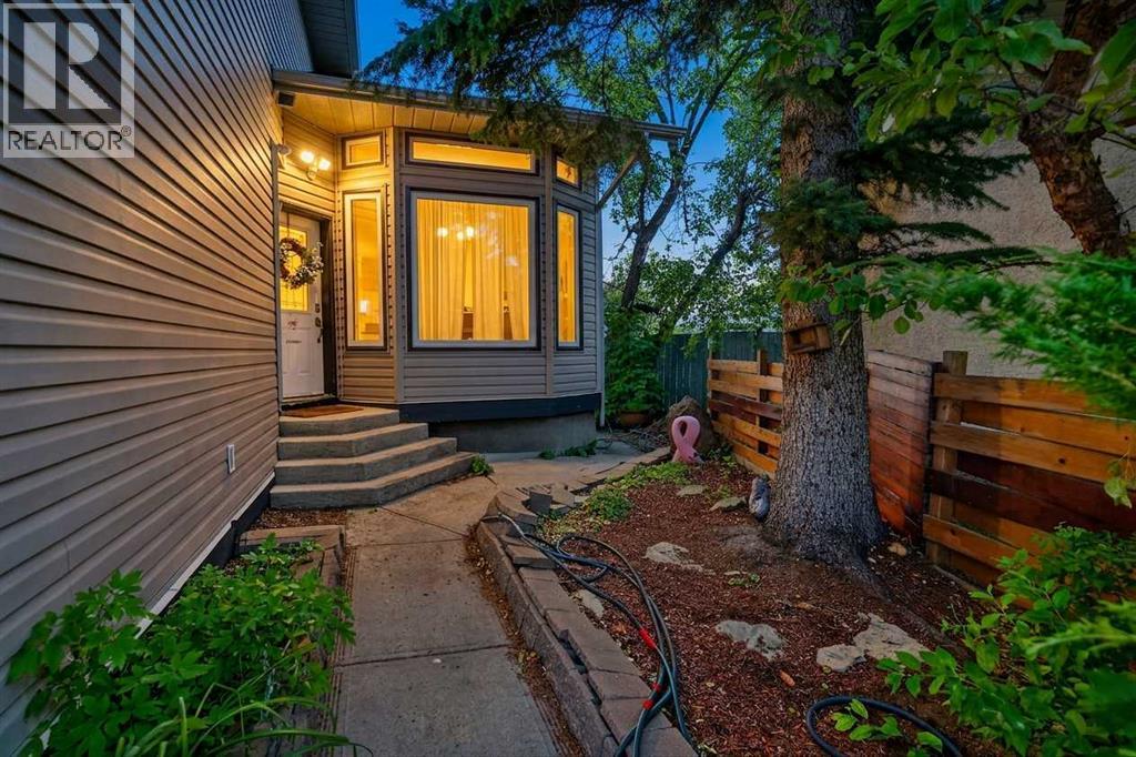 627 Macewan Valley Road NW
