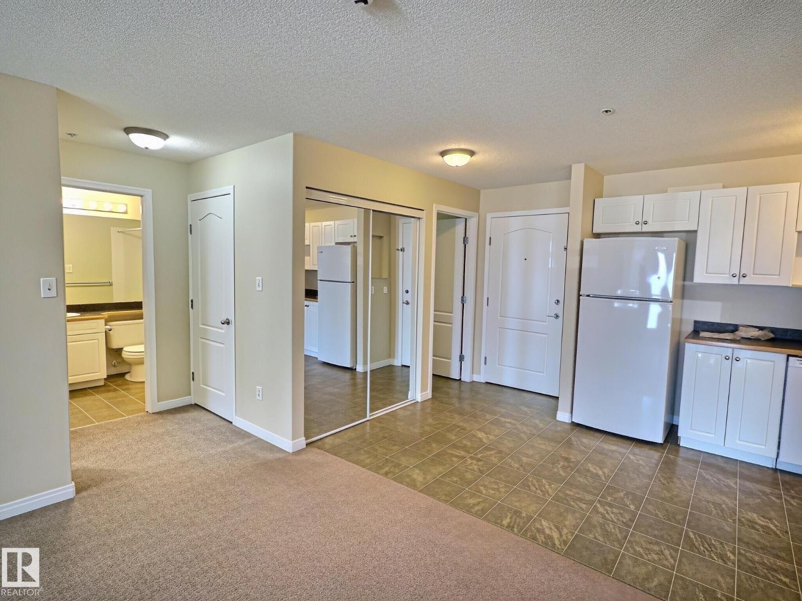 #111 5350 199 ST NW