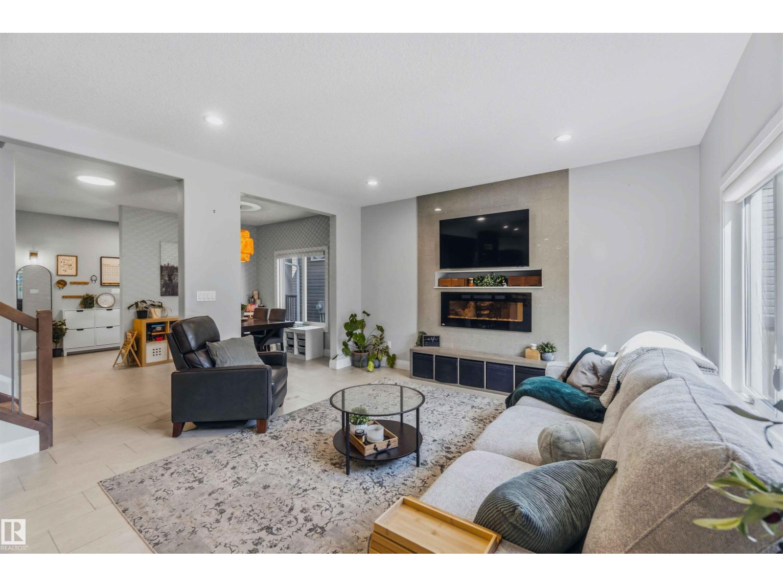 7 ETOILE CRES
