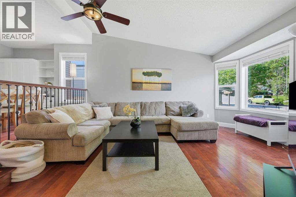 163 Macewan Meadow Way NW