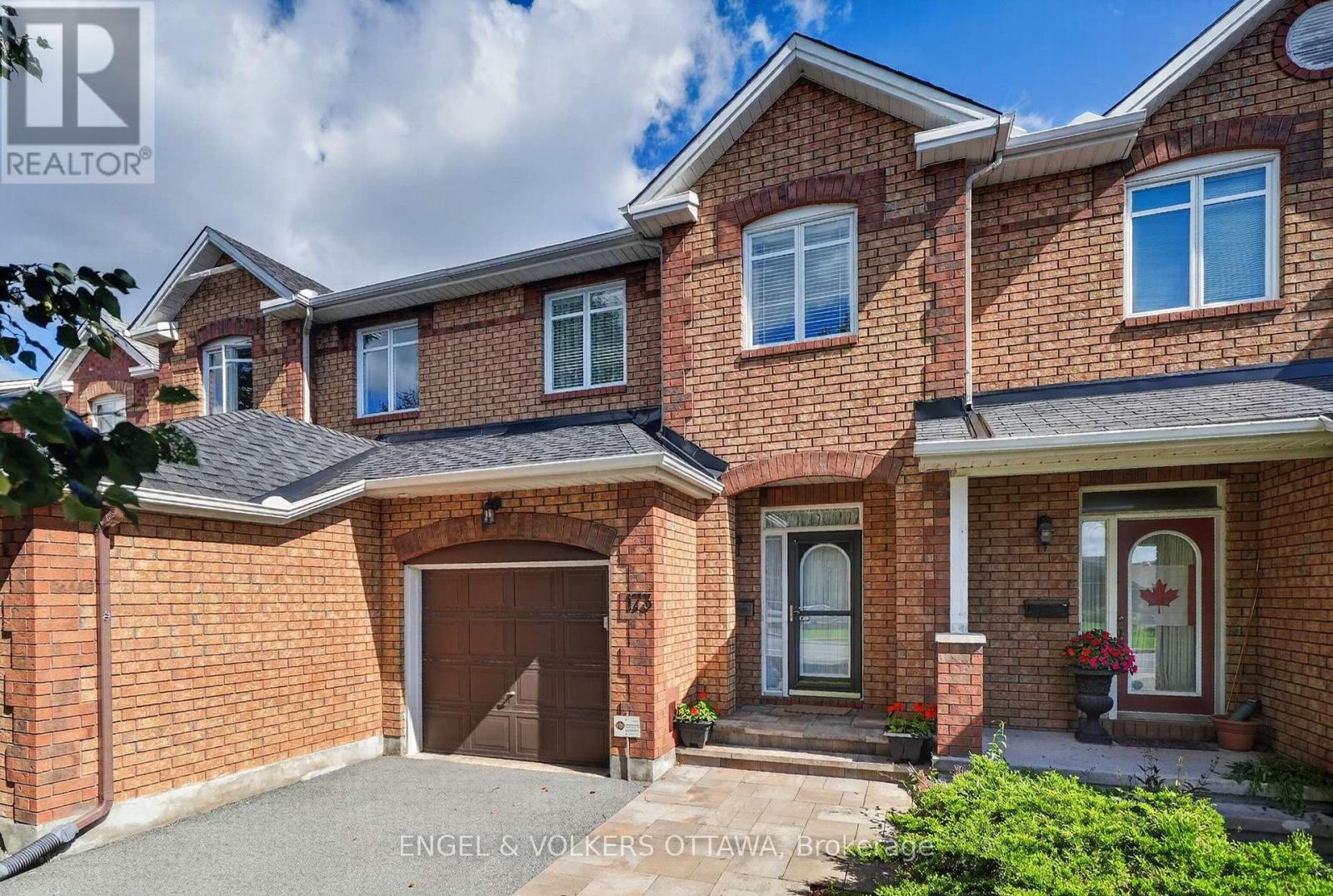 173 HEARST WAY