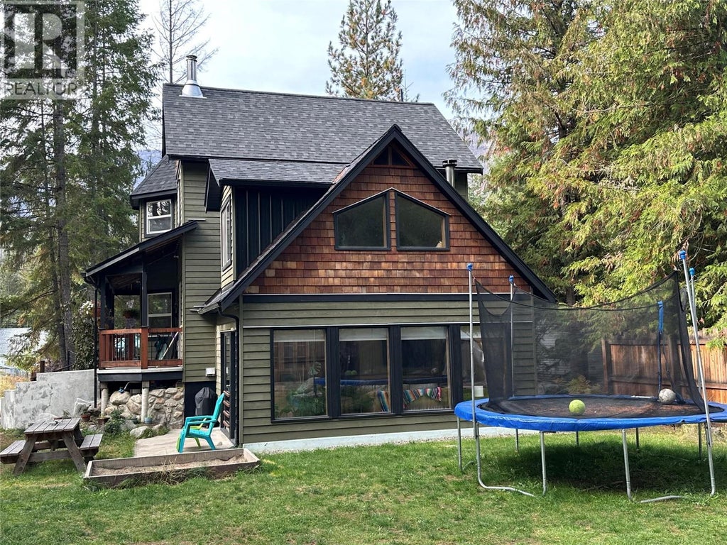 1112 HUME STREET, SLOCAN, BC V0G 2C0 - Image 2489635108.jpeg?d=l