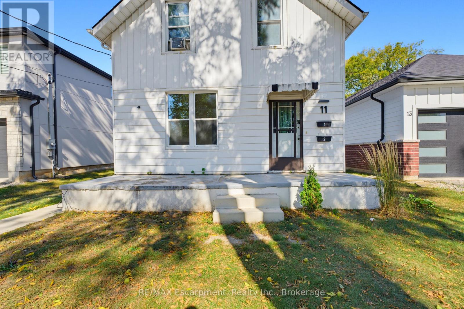 #1 - 11 CHARLES STREET