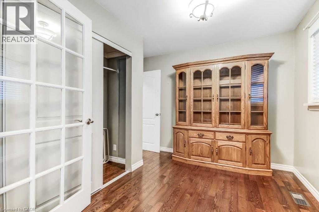 74 SCRIMGER Avenue