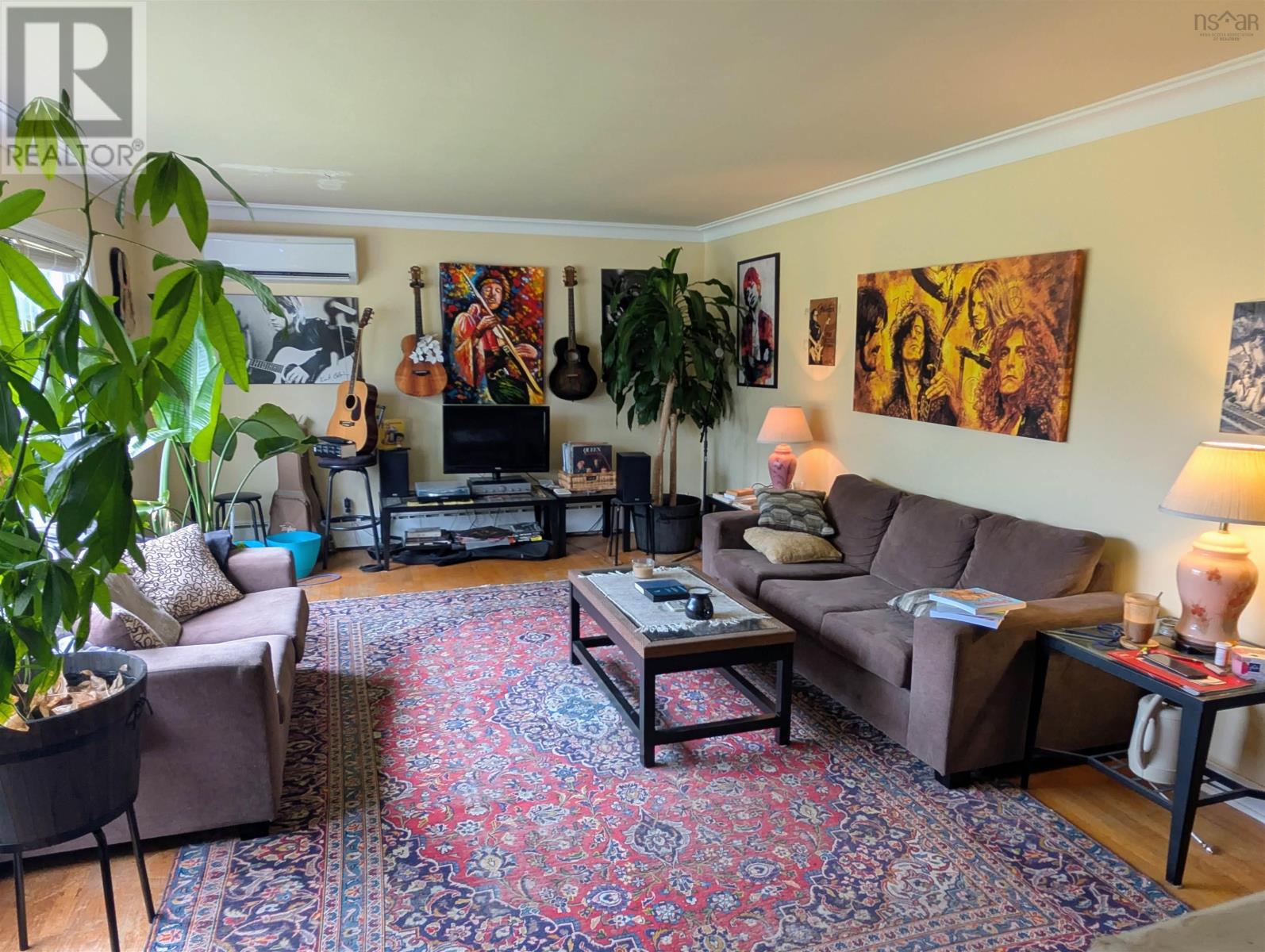 243 Glenwood Drive