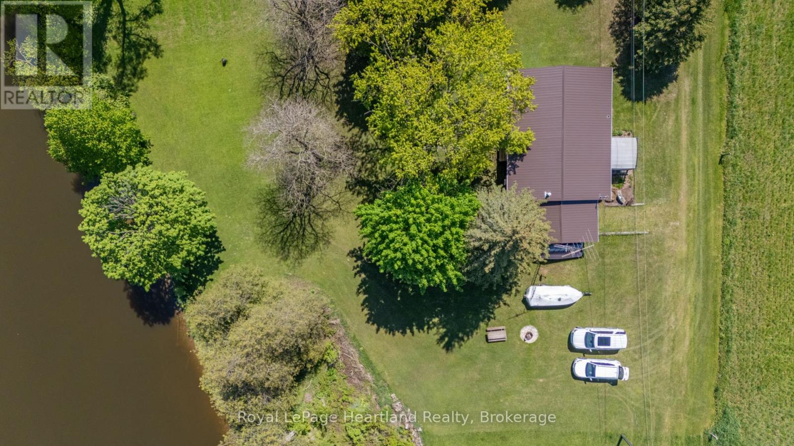 48 POECHMAN LANE