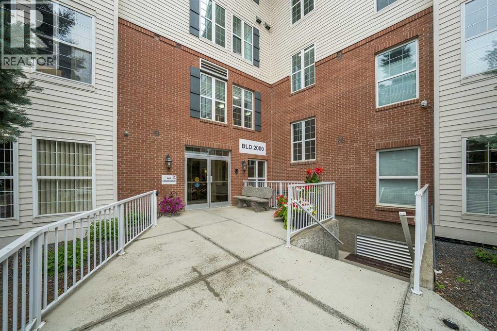 2154, 151 Country Village Road NE