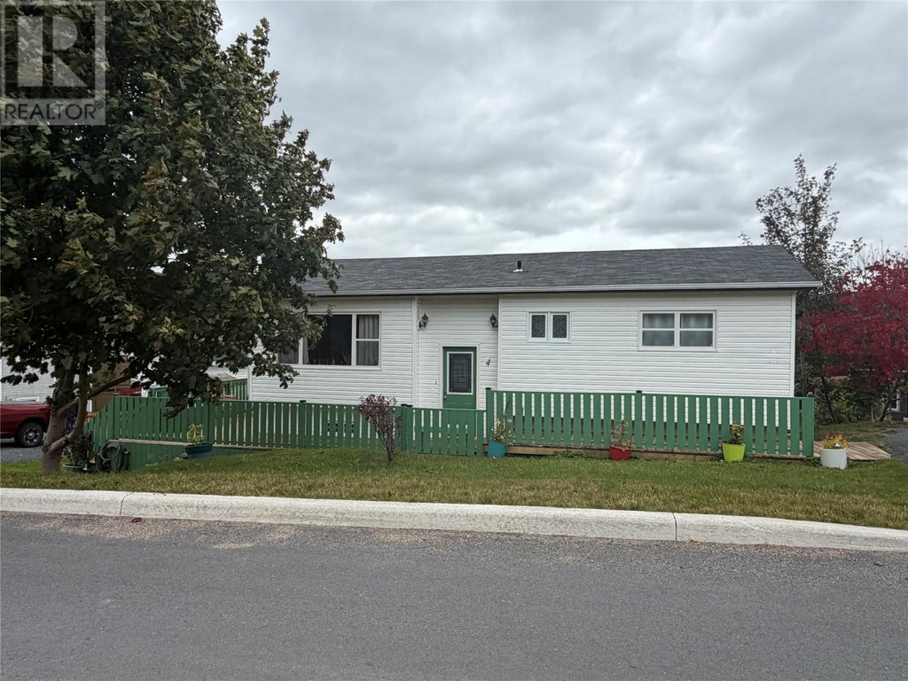 4 RECTORY AVENUE, SPANIARD'S BAY, NF A0A 3X0 - Image 1289795617.jpeg?d=l