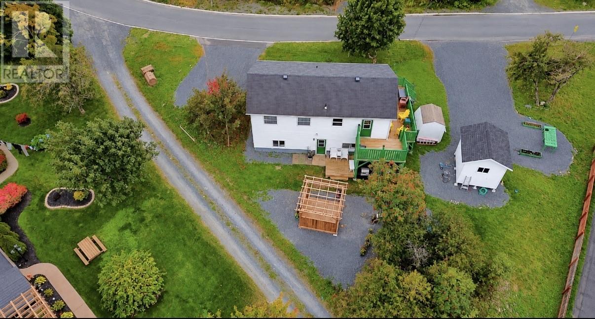 4 Rectory Avenue