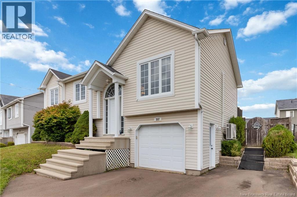 357 Maplehurst Drive - Photo 2