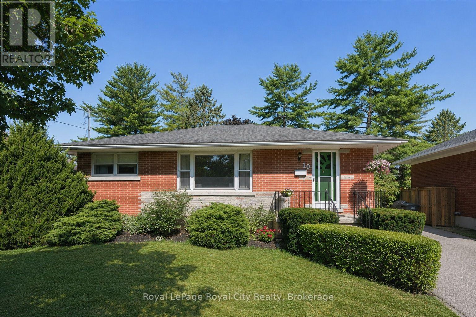 10 PAUL AVENUE