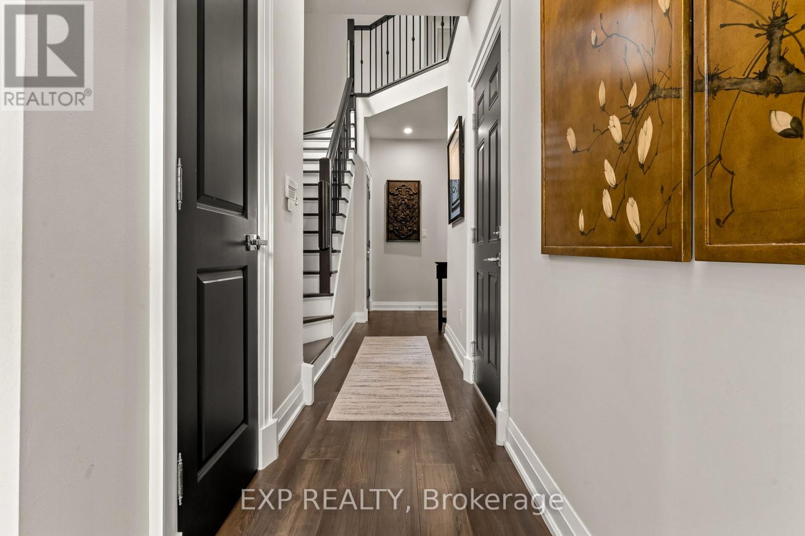 7 SEACOVE COURT