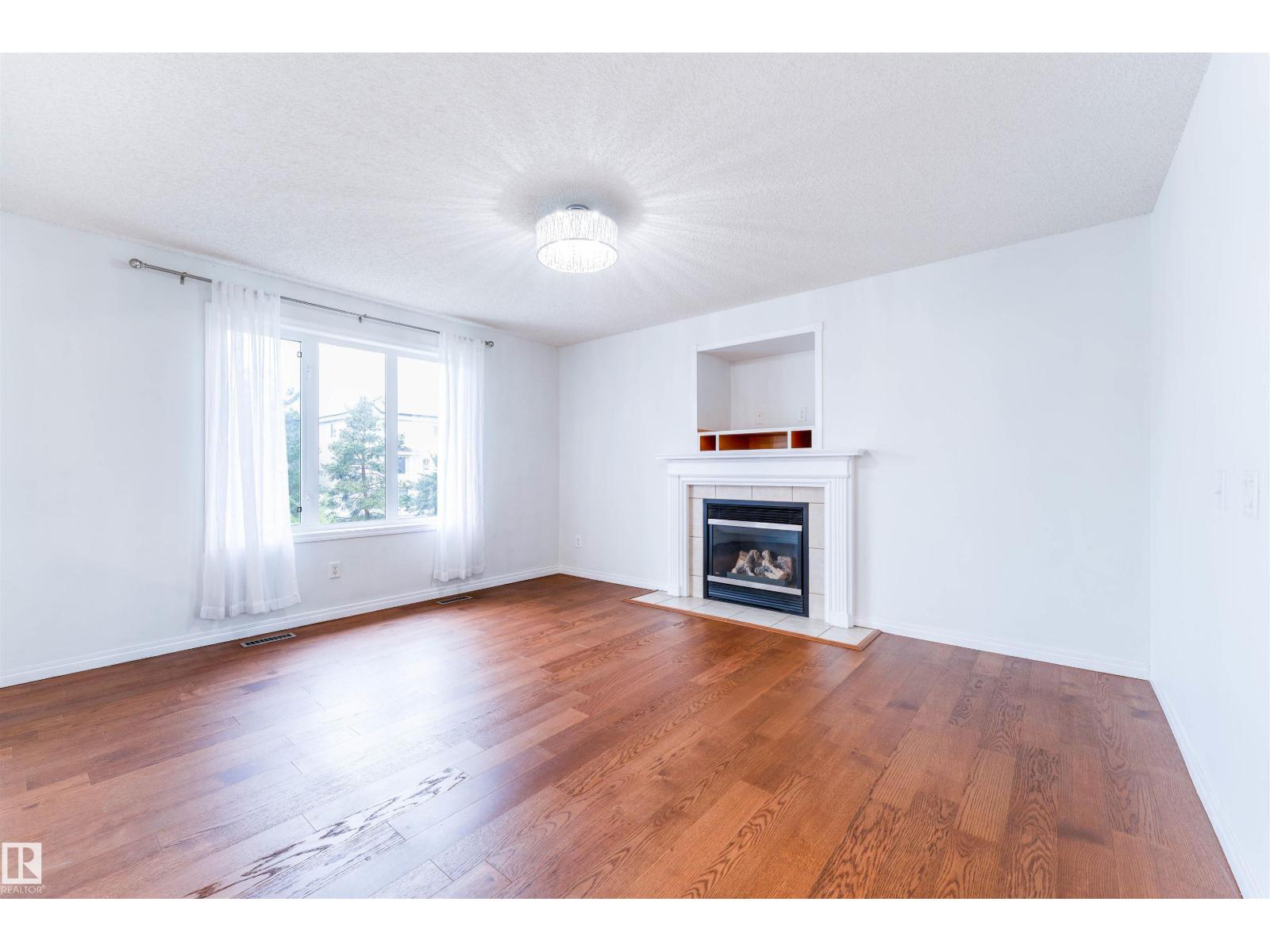 14916 136 ST NW