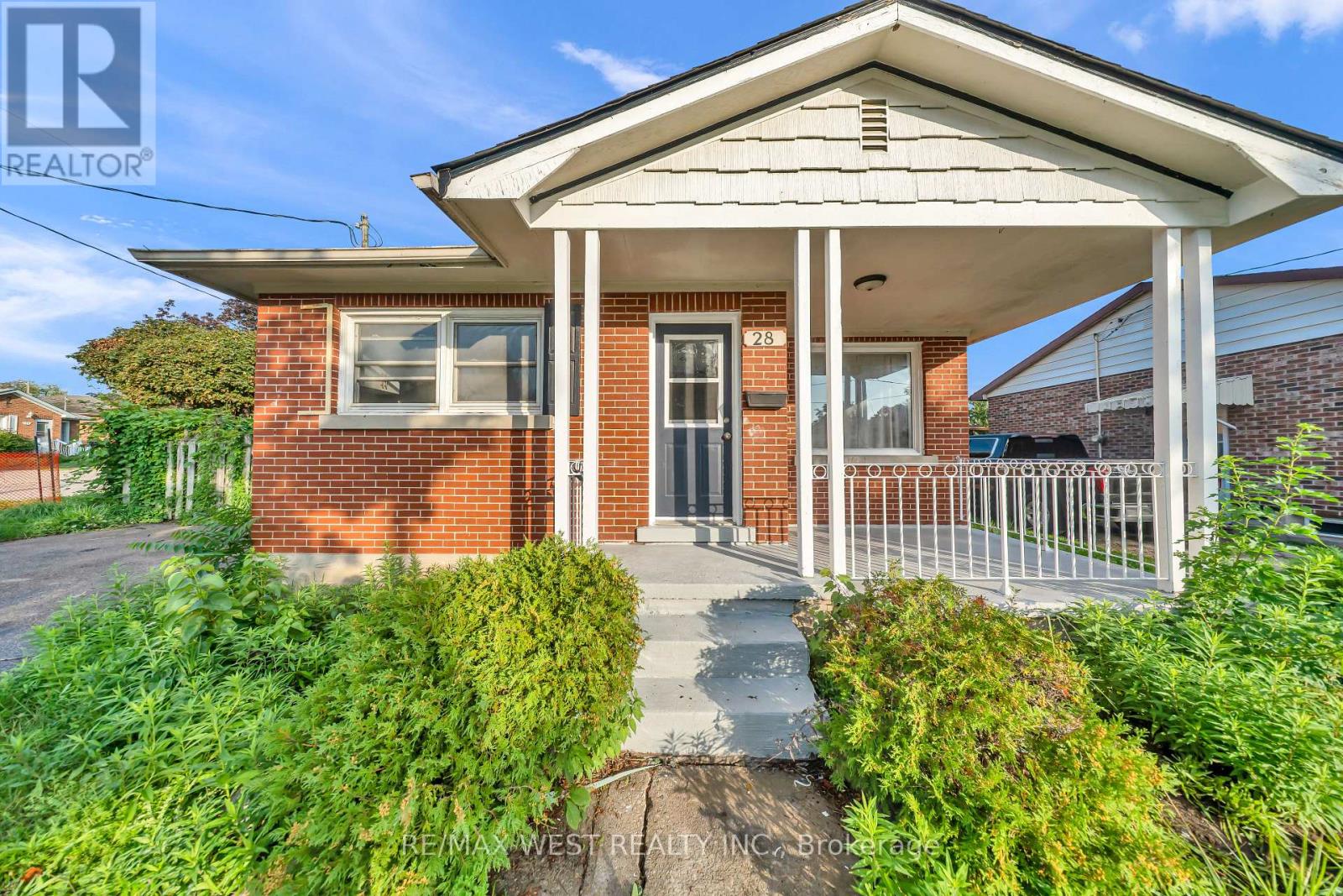28 DONLEY STREET