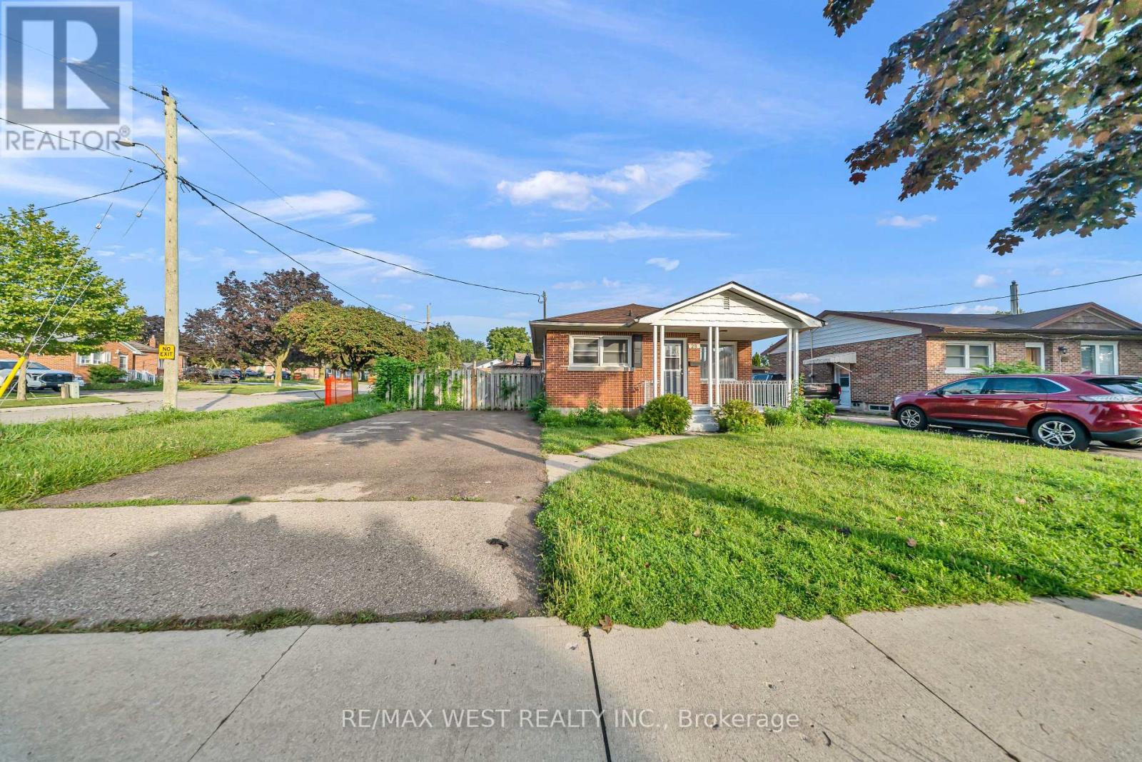 28 DONLEY STREET