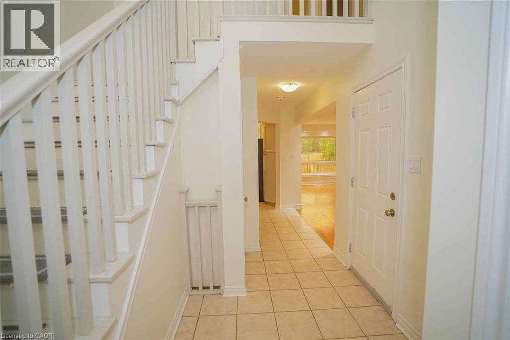 18 HERITAGE Drive