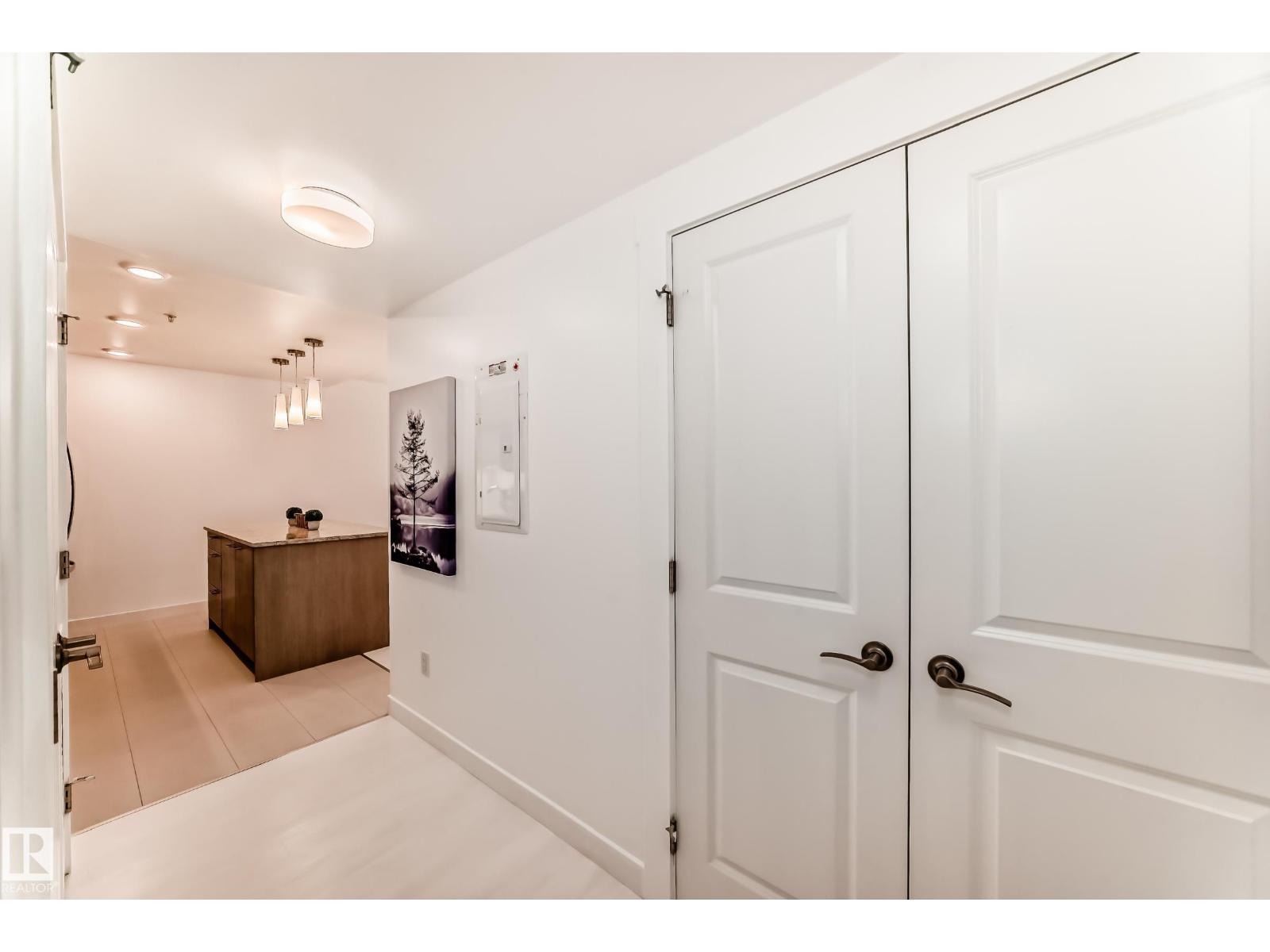 #503 9720 106 ST NW