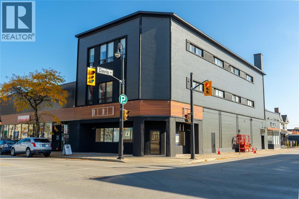 100 CHRISTINA STREET North Unit# A