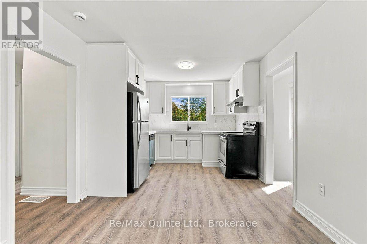 106 WHITES ROAD