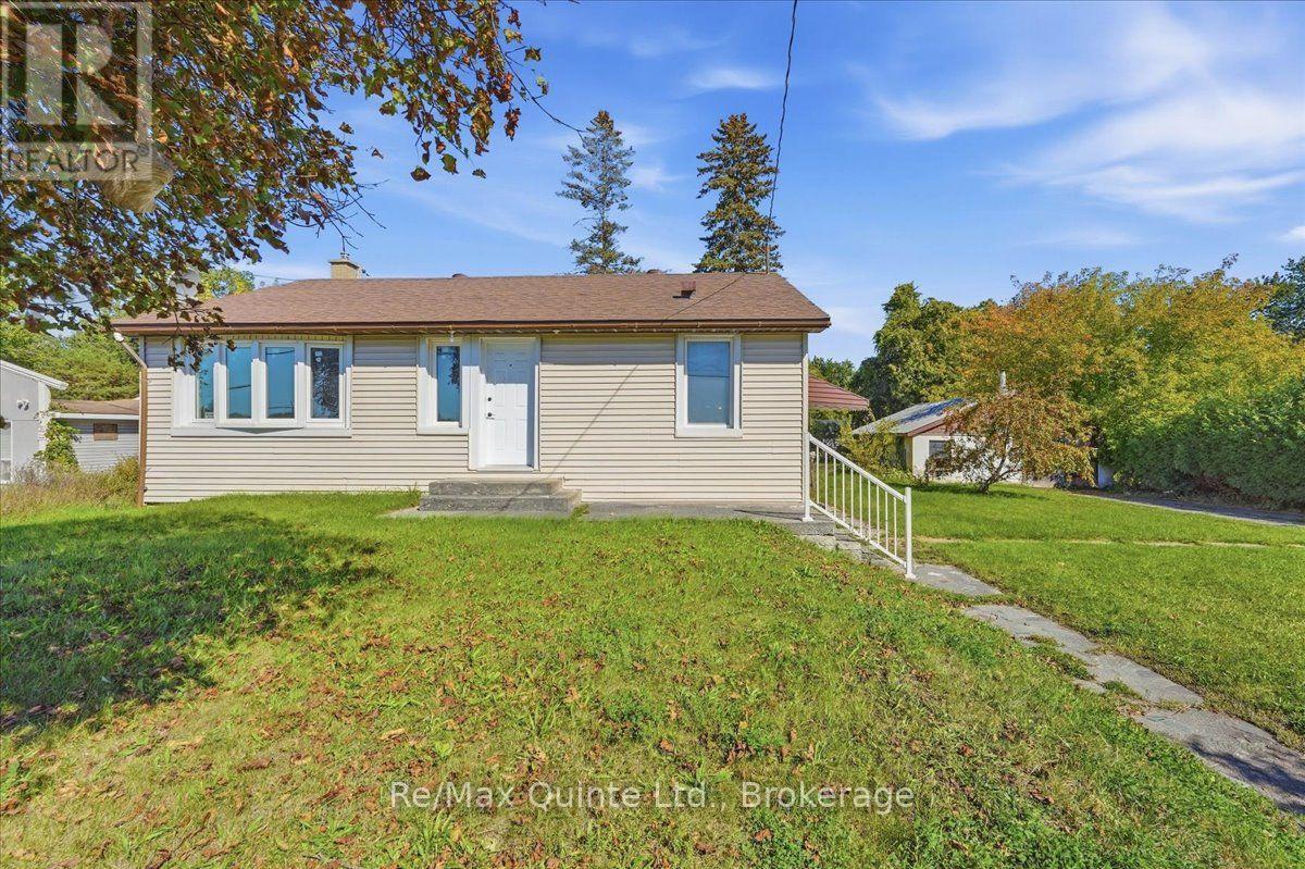 106 WHITES ROAD