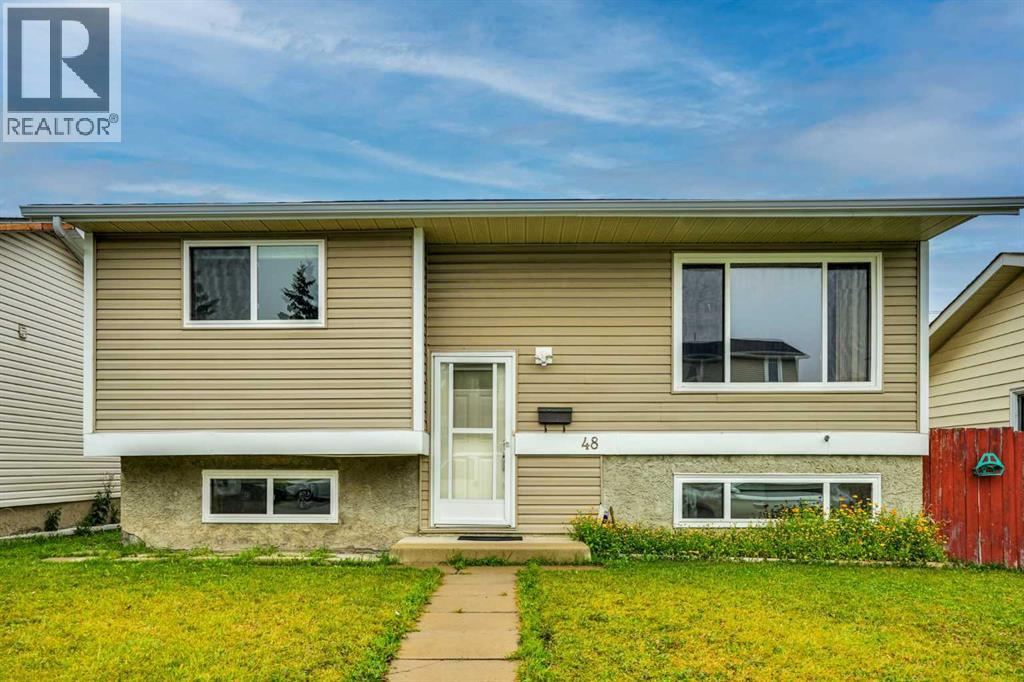 48 Falton Rise NE