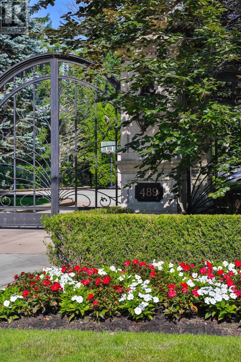 489 LAKESHORE ROAD E