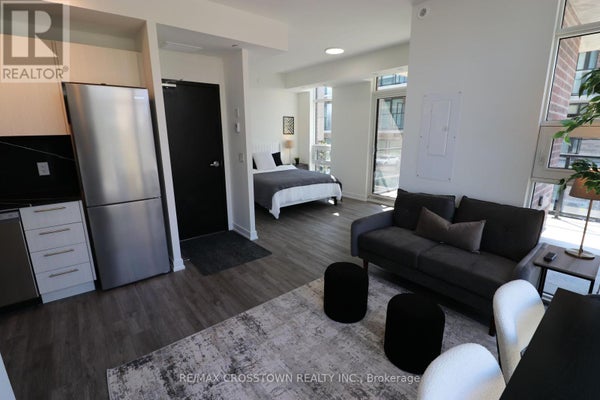 2 - 861 Sheppard Ave W, Toronto (Clanton Park), ON 5