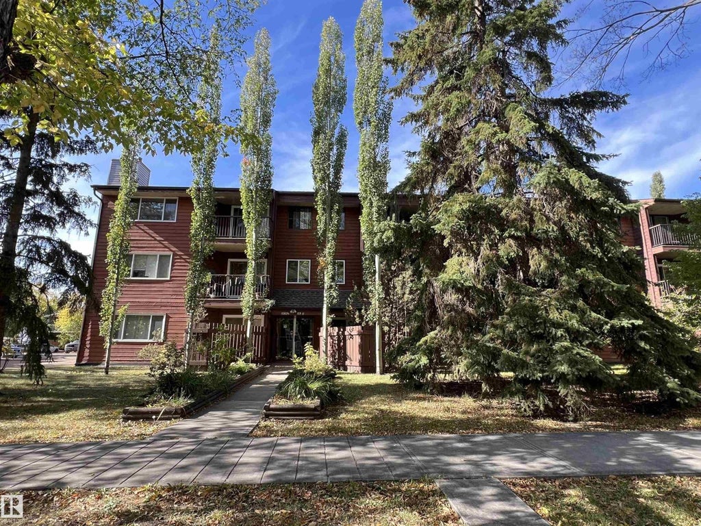 #305 10826 113 ST NW, EDMONTON, AB T5H 3J2 - Image 3045003544.jpeg?d=l
