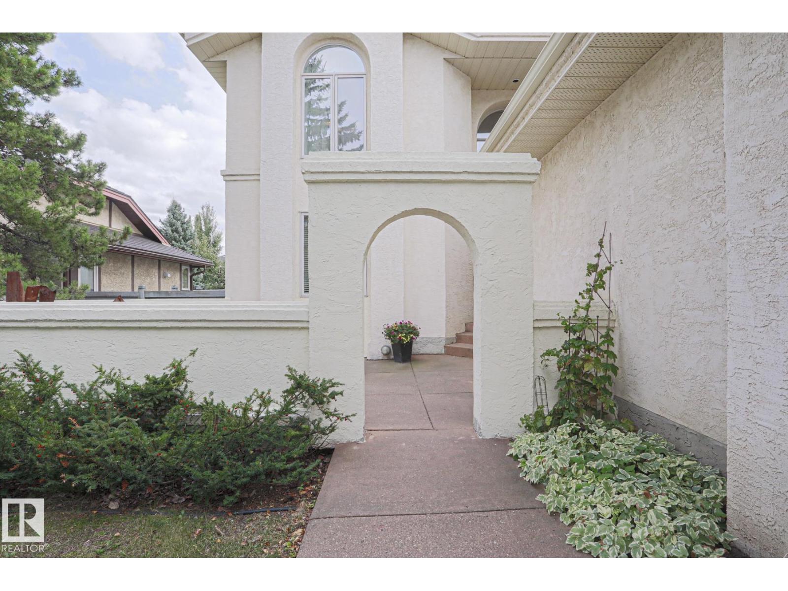 995 OGILVIE BV NW