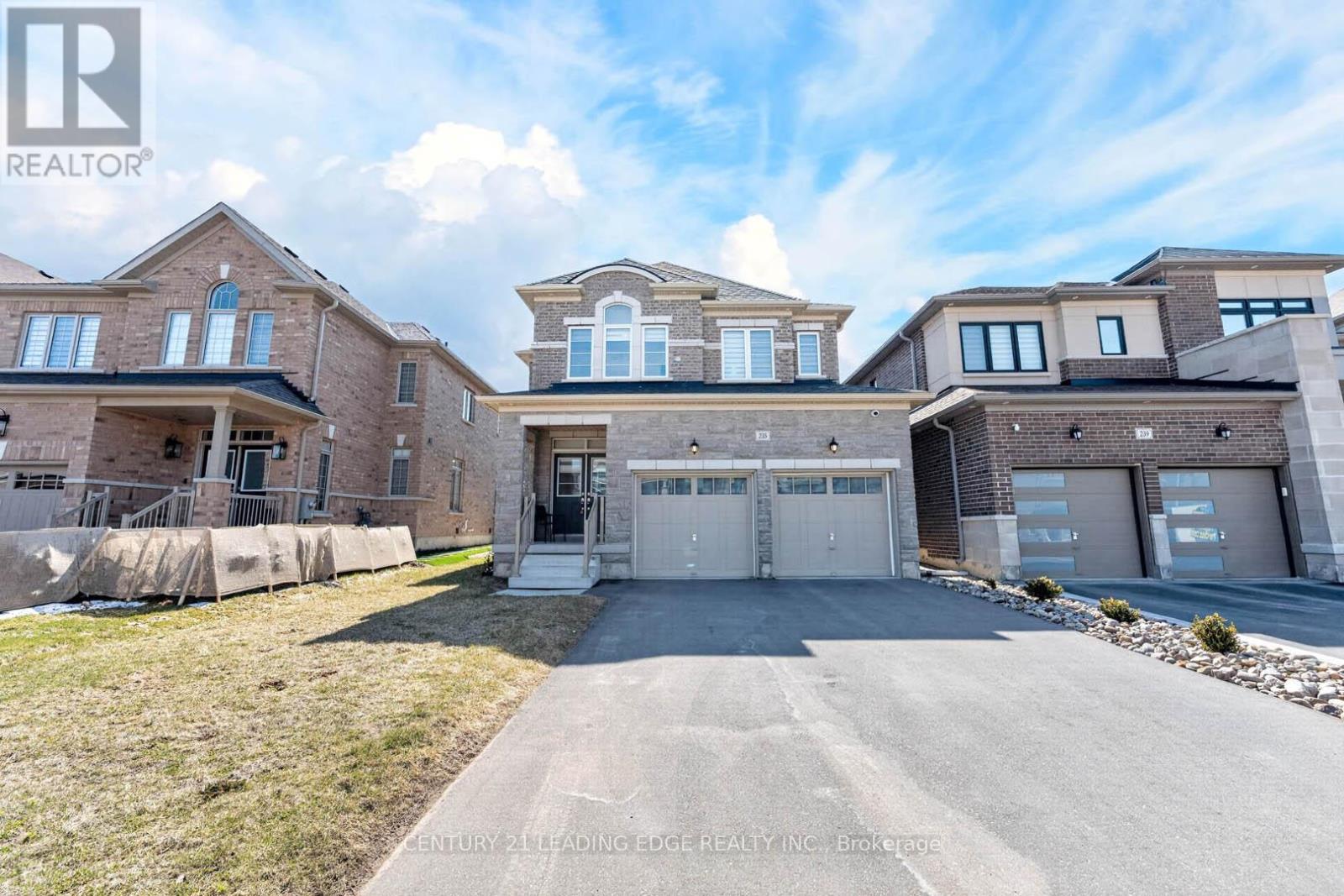 235 FERRAGINE CRESCENT