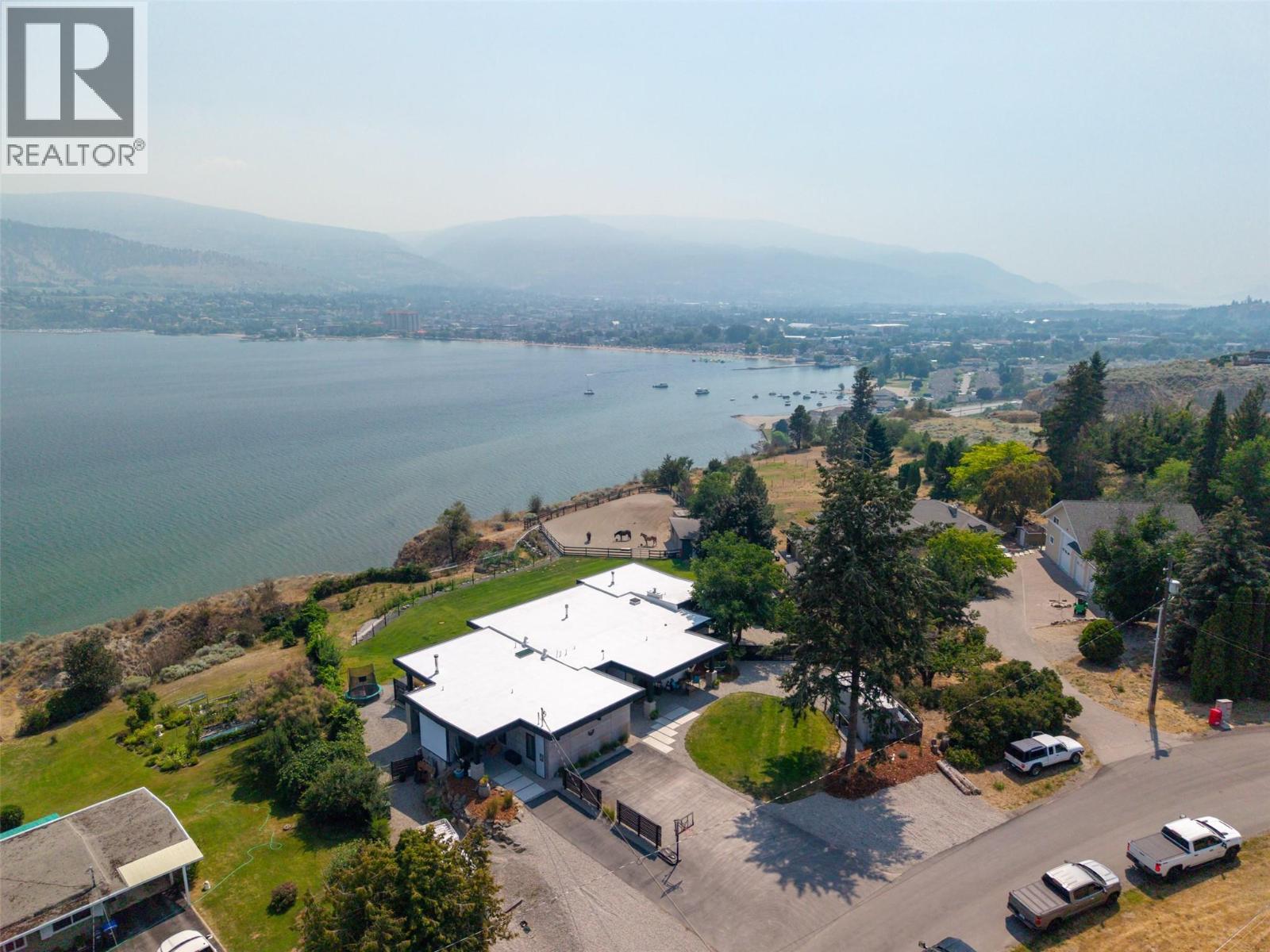 111 Hyslop Drive