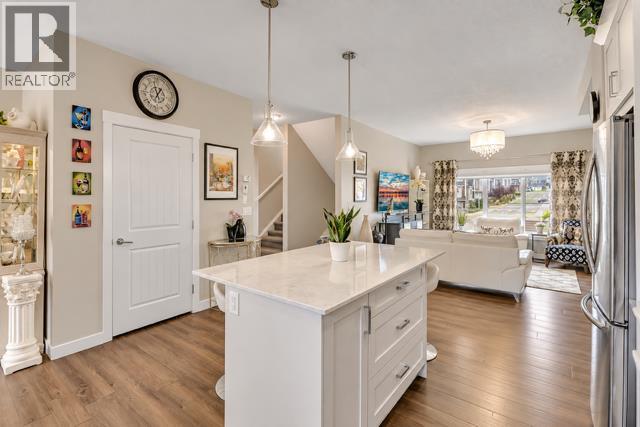 367 Nolancrest Heights NW