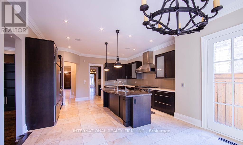 76 DE VERE GARDENS