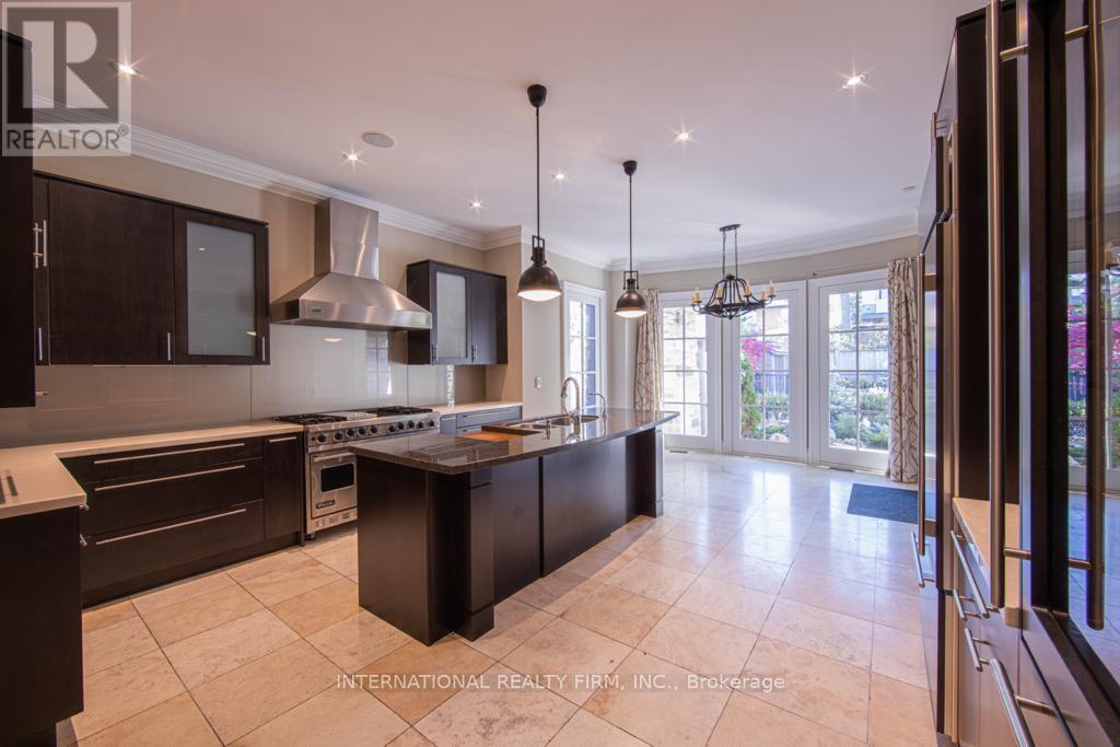 76 DE VERE GARDENS