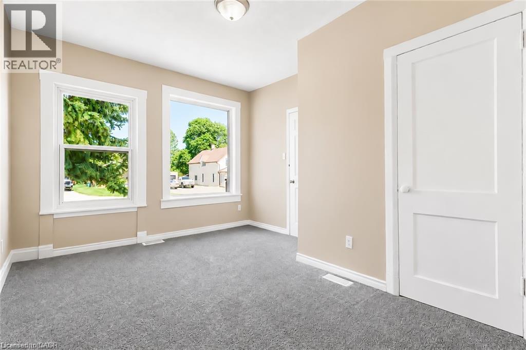 93 LANCASTER Street W
