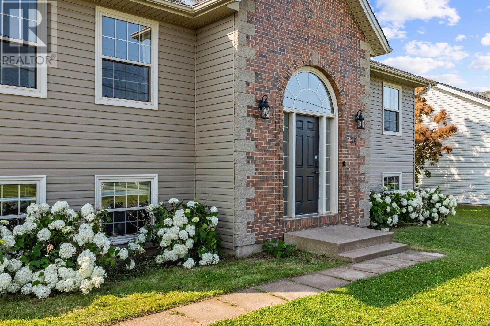 34 SANDLEWOOD Street - Photo 4