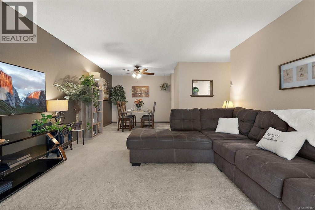 314 3255 GLASGOW AVE, SAANICH, BC V8X 4S4 - Image 615308237.jpeg?d=l
