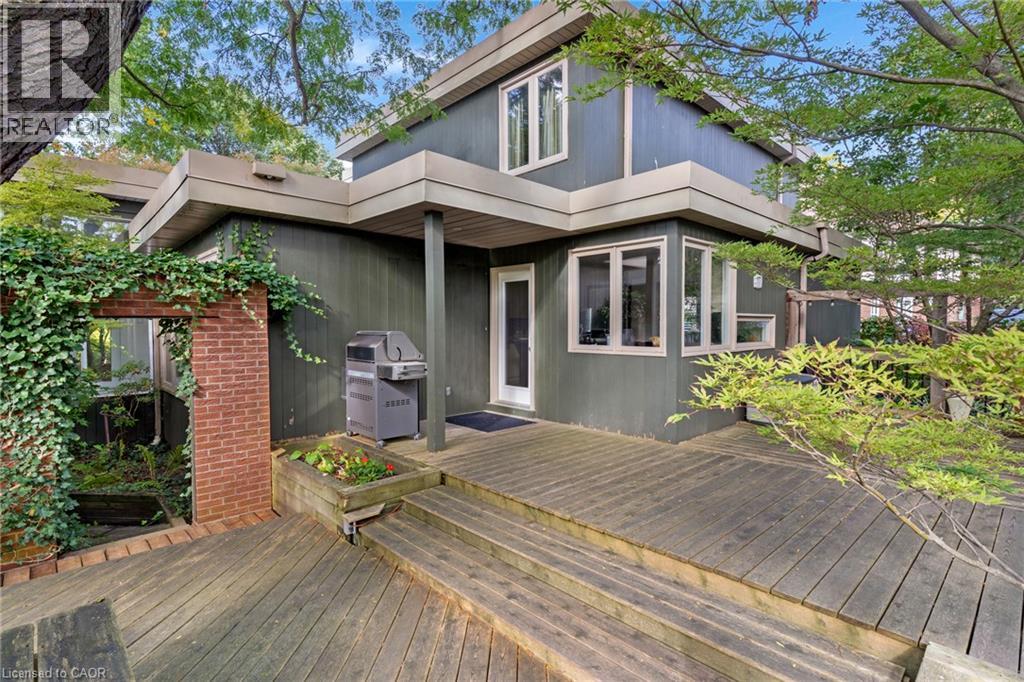 348 BROWNING Place