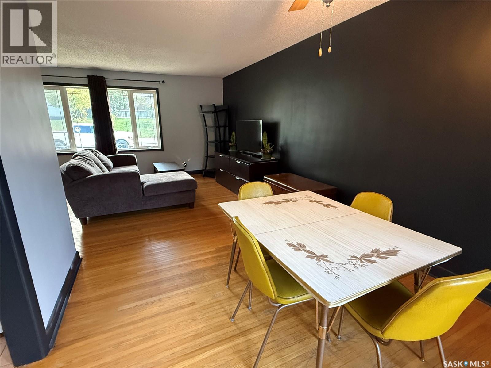 830 20th STREET W