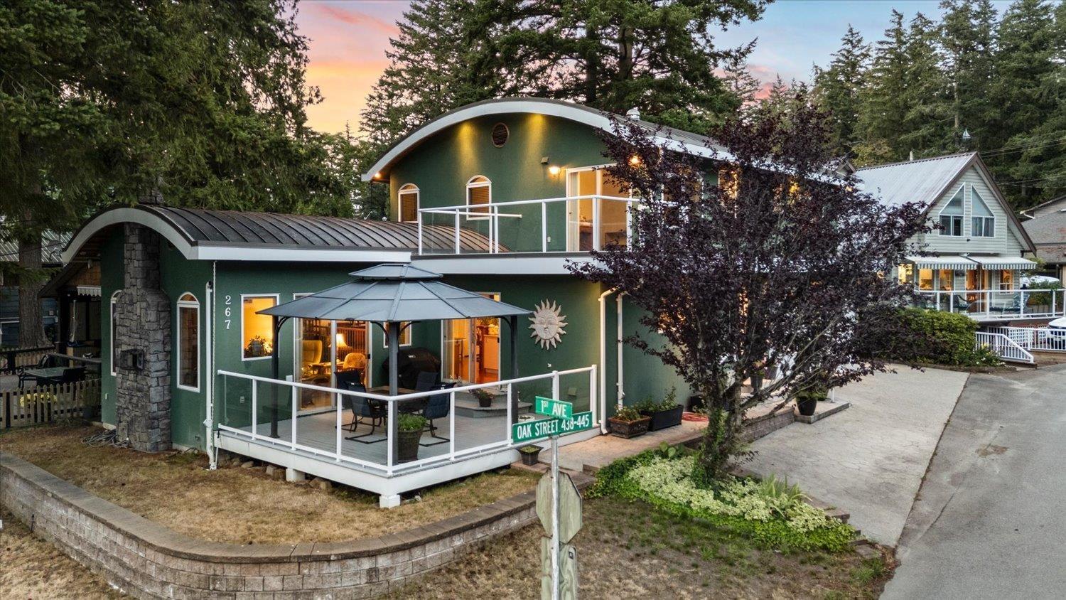 267 FIRST AVENUE, Cultus Lake North