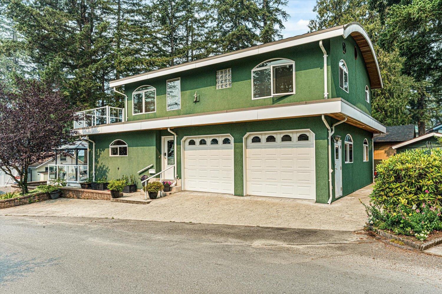 267 FIRST AVENUE, Cultus Lake North